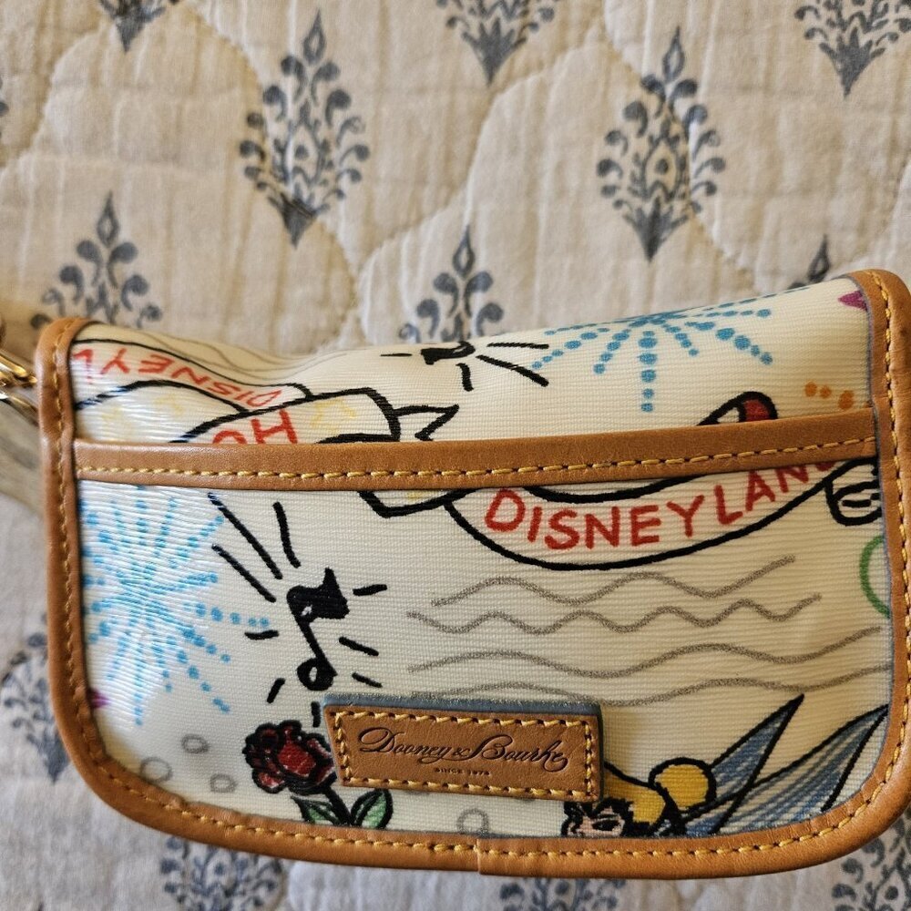 Dooney & Bourke Disney Sketch Wristlet Mickey Minnie Tinker Bell Rare Retired - Picture 4 of 16